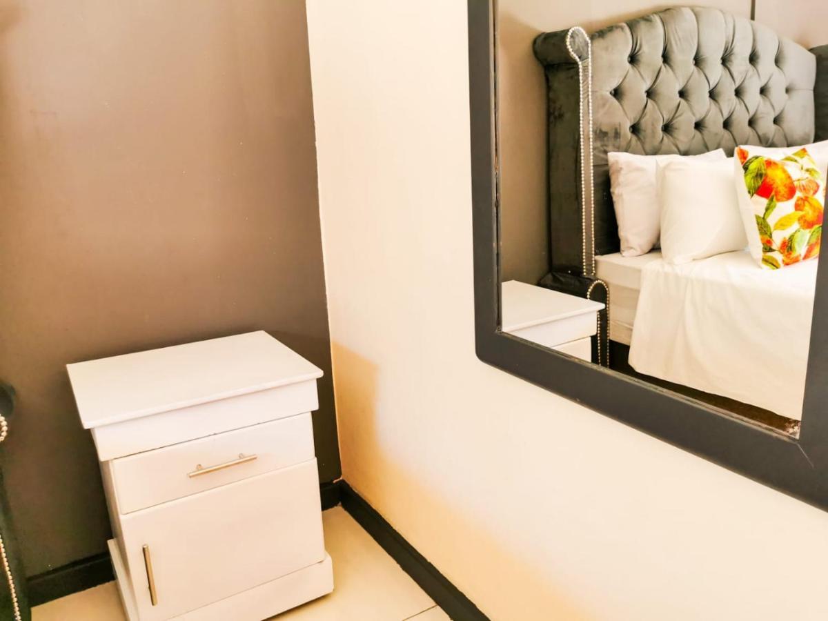 Genesis Guesthouze Hotel Bela-Bela Buitenkant foto
